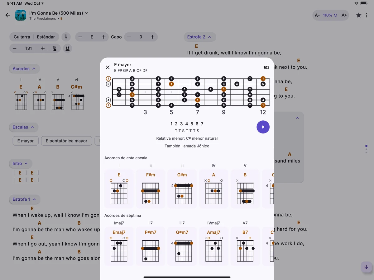I’m Gonna Be (500 Miles) en un iPad, con su sección Escalas bajo los acordes y la escala de E mayor dibujada en el mástil de una guitarra sobre la canción.