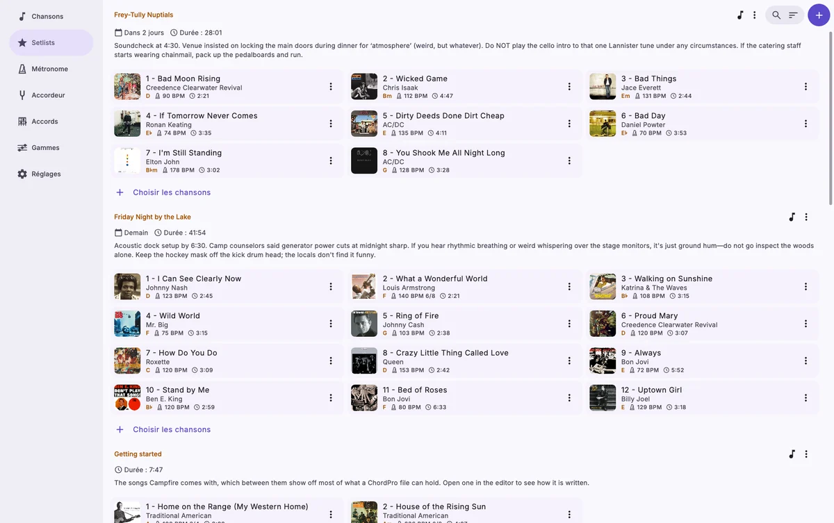 Les setlists sur un MacBook, chacune avec ses chansons, leur tonalité, leur tempo et leur durée, et la durée totale du set.