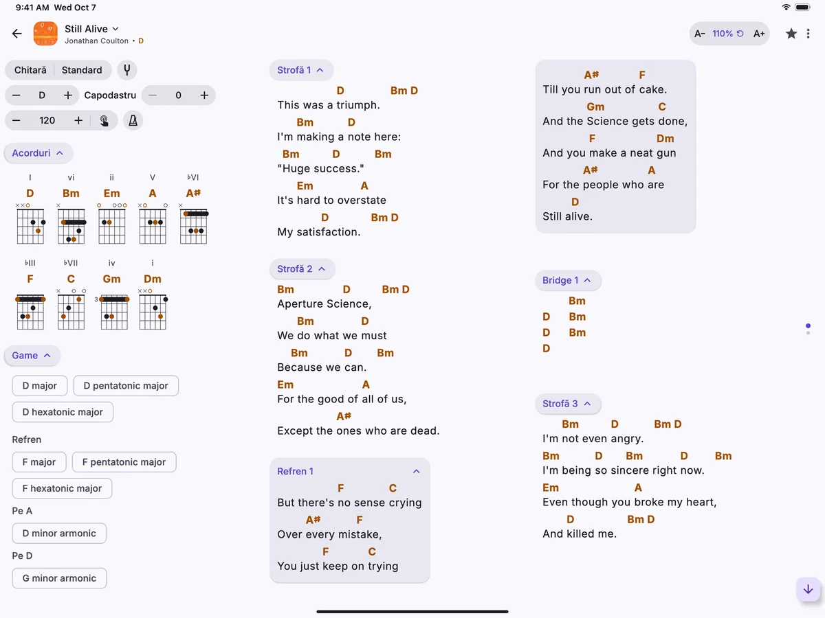 Un cântec pe un iPad, cu diagramele acordurilor și strofele pe coloane.